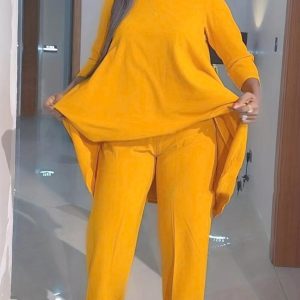 Long Sleeved Two Piece Loose Fit Outfit - Image 13