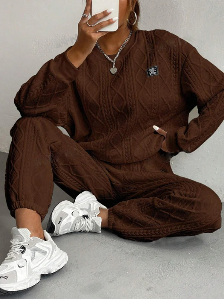 2 Piece Casual Sweatshirt And Comfy Pant Set - Image 9
