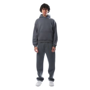 Comfortable Tracksuit For Everyday Wear - Image 4