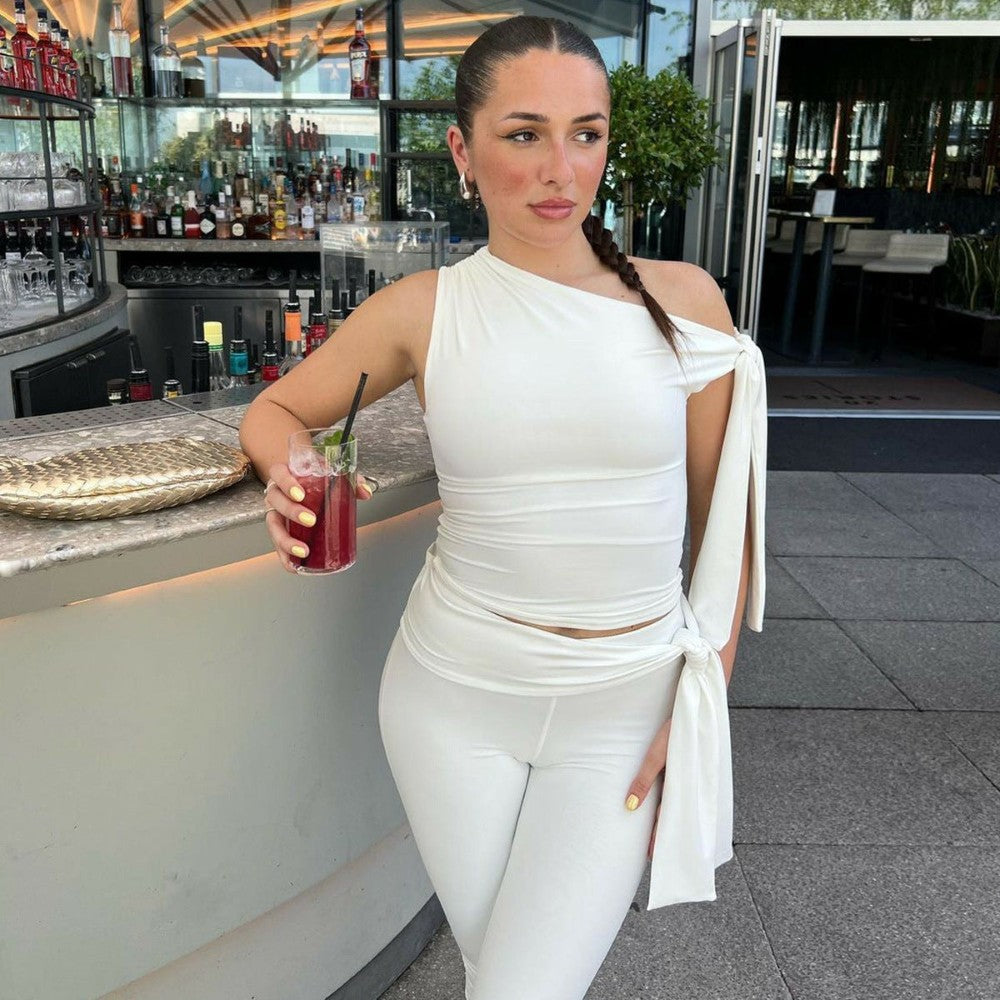 Sleeveless Asymmetrical Top And Cropped Pants Set - Image 5