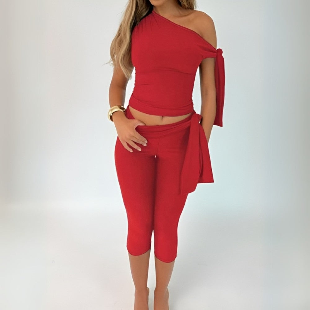 Sleeveless Asymmetrical Top And Cropped Pants Set - Image 10