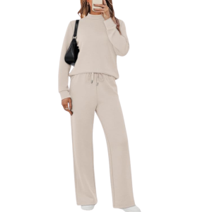 Two Piece Matching Travel Outfit With Comfortable Top And Loose Fit Pants For Women - Image 3