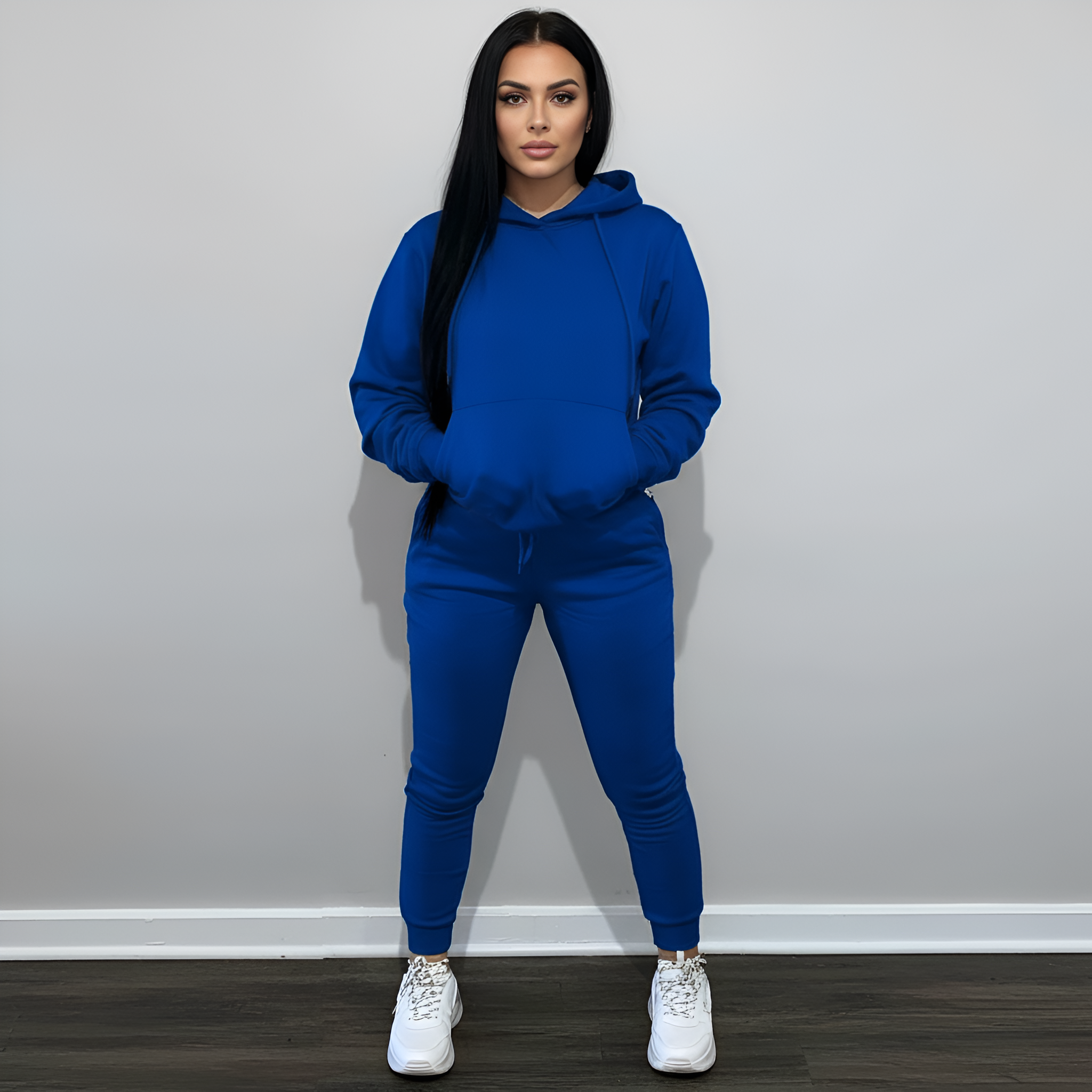 Casual And Comfortable Hoodie And Jogger Set For Women - Image 2