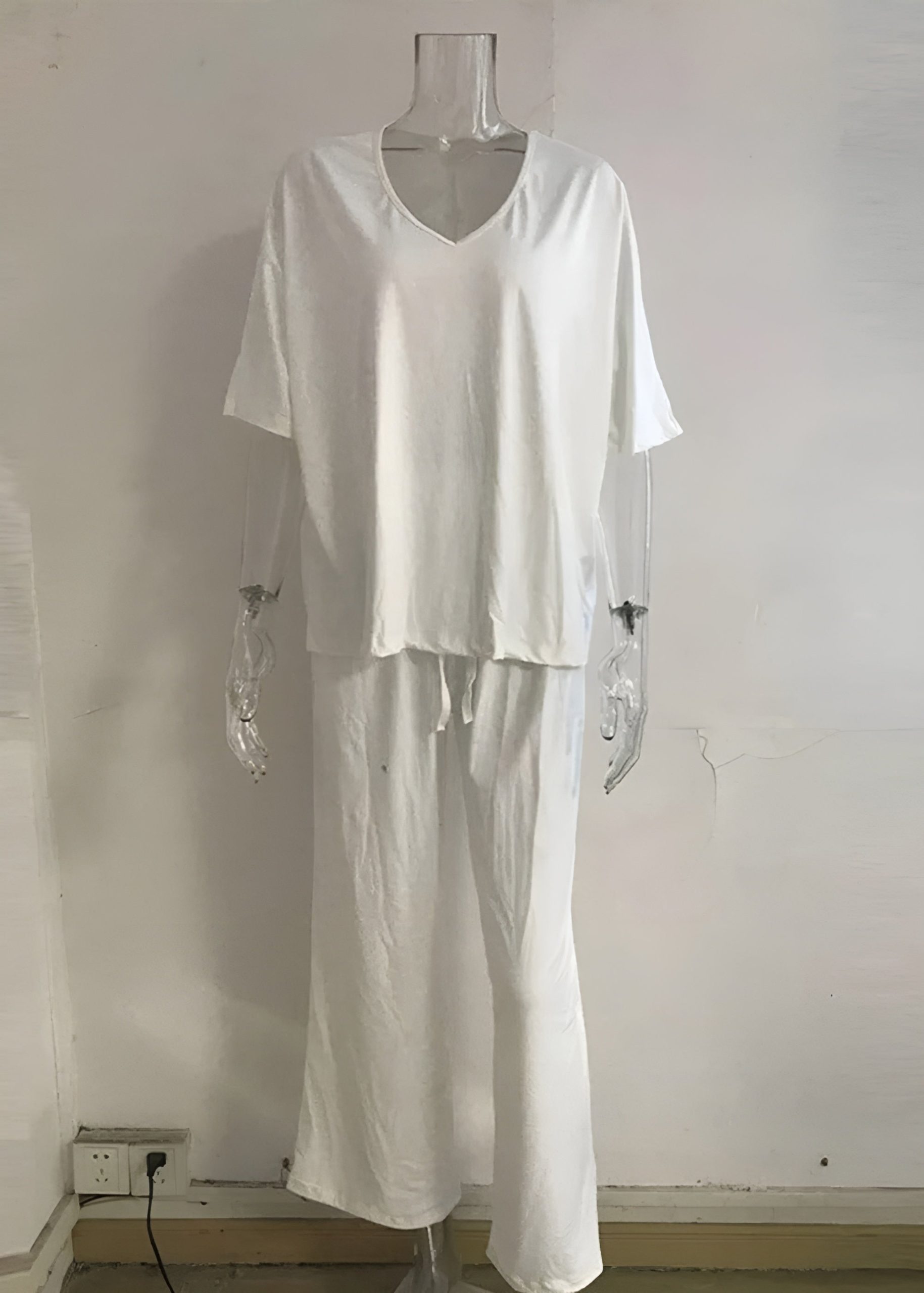 Fashionable Short Sleeve T Shirt And Straight Pant Set - Image 6