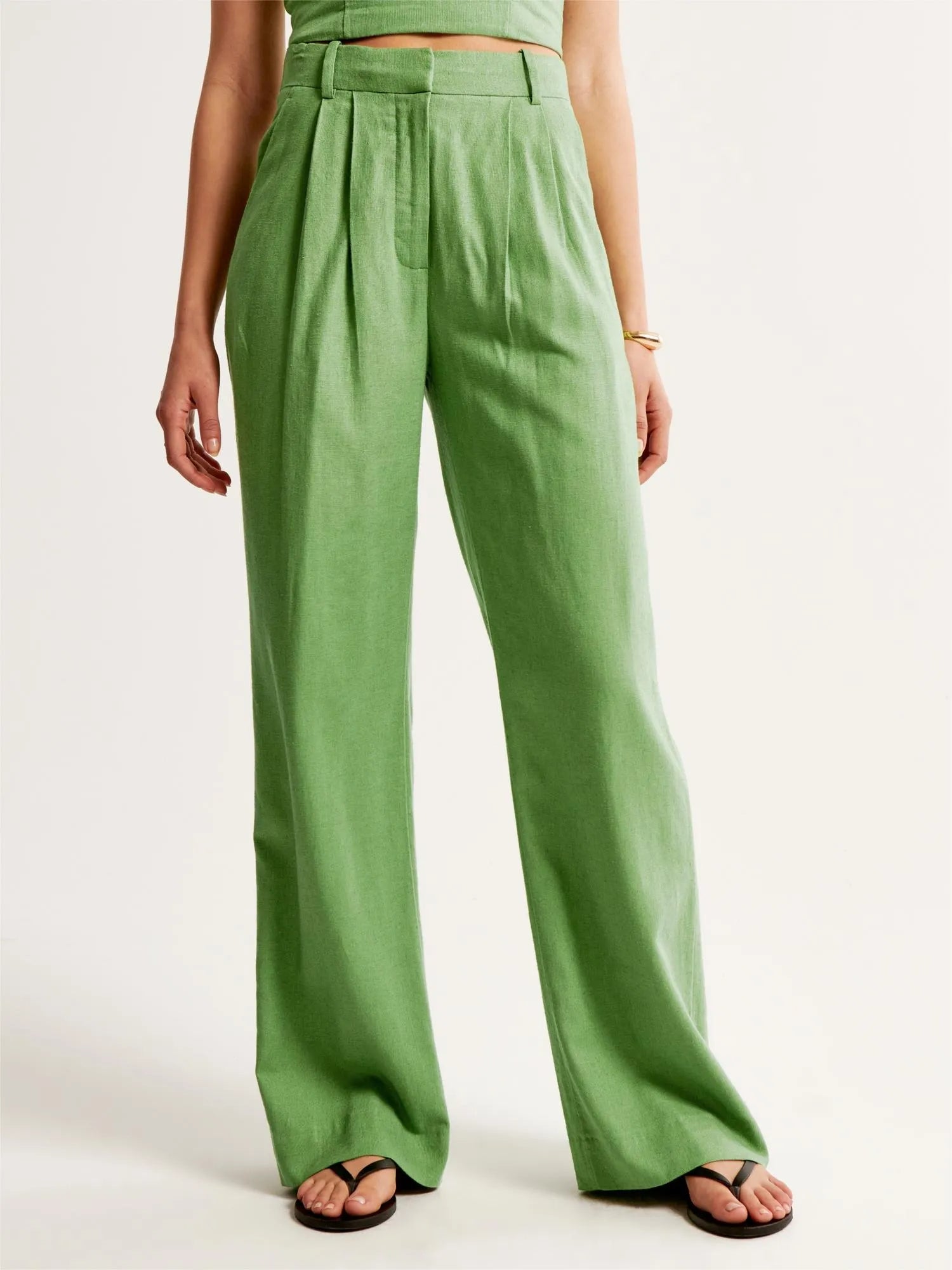 Tailored And Lifted Linen Blend Set - Image 5