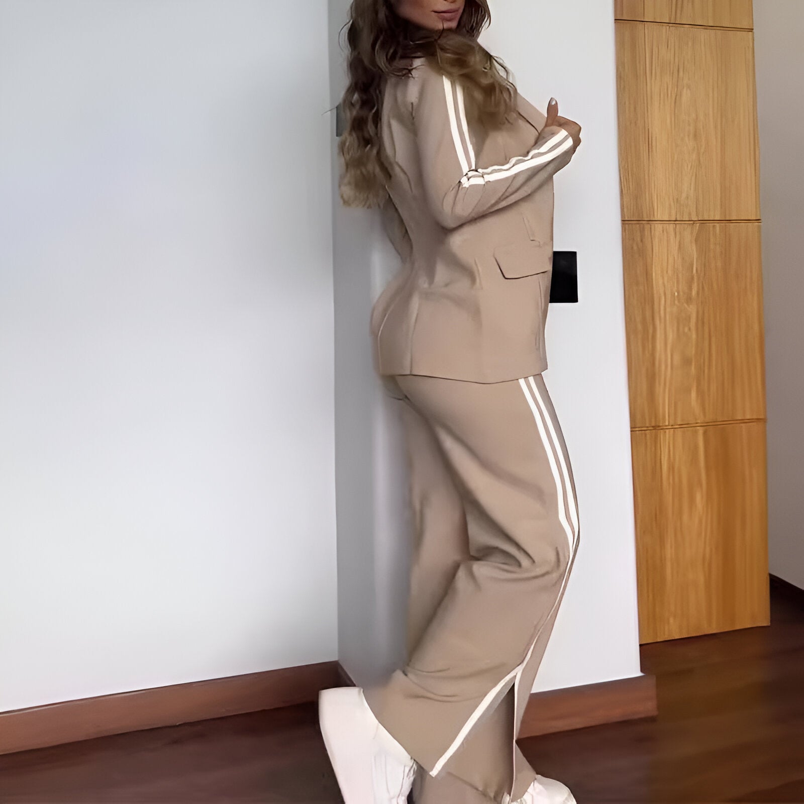 Stunning Blazer And Striped Trousers Set - Image 3